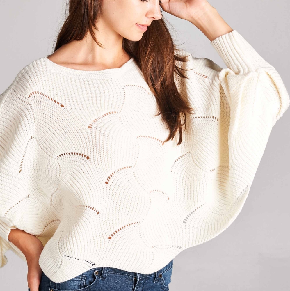 Aakaa Eyelet Sweater in Creamy White